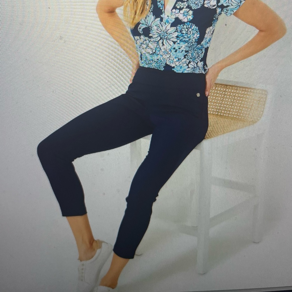 Lilly Pulitzer, NWOT UPF 50, LUXLETIC Corso pants, true navy, 28 inch size 10
